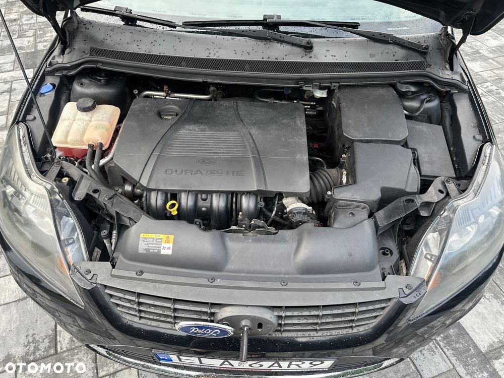 Ford Focus 2.0 16V Titanium - 27