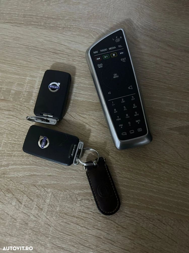 Volvo XC 60 D5 AWD Momentum - 15