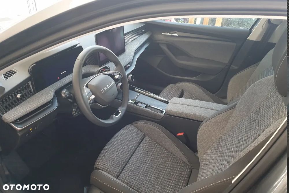 Skoda Superb 1.5 TSI Plug-in Hybrid Selection DSG - 12