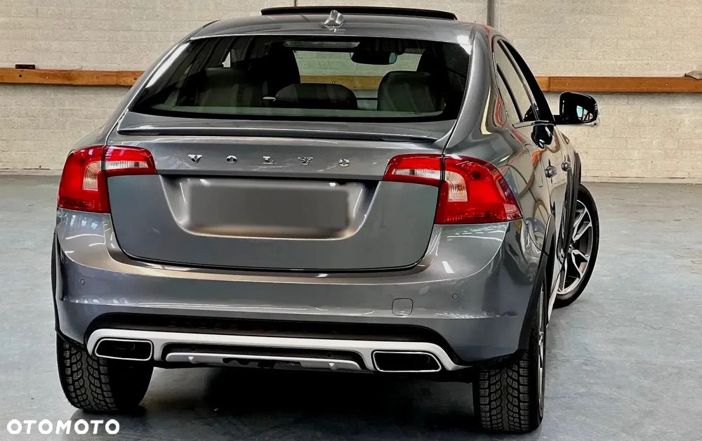 Volvo S60 D5 Summum - 15