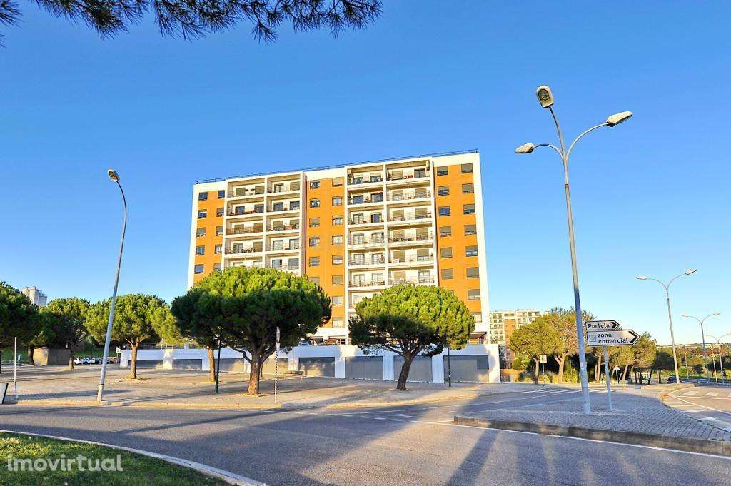 T3 Arrendamento Condomínio com piscina em Carnaxide - Grande imagem: 5/37