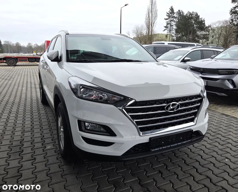 Hyundai Tucson blue 1.6 GDi 2WD Passion - 36
