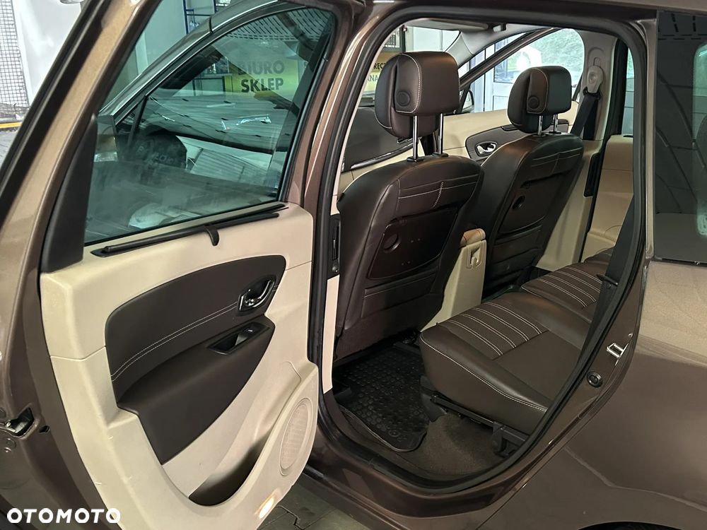 Renault Scenic 1.6 dCi Energy Privilege - 17