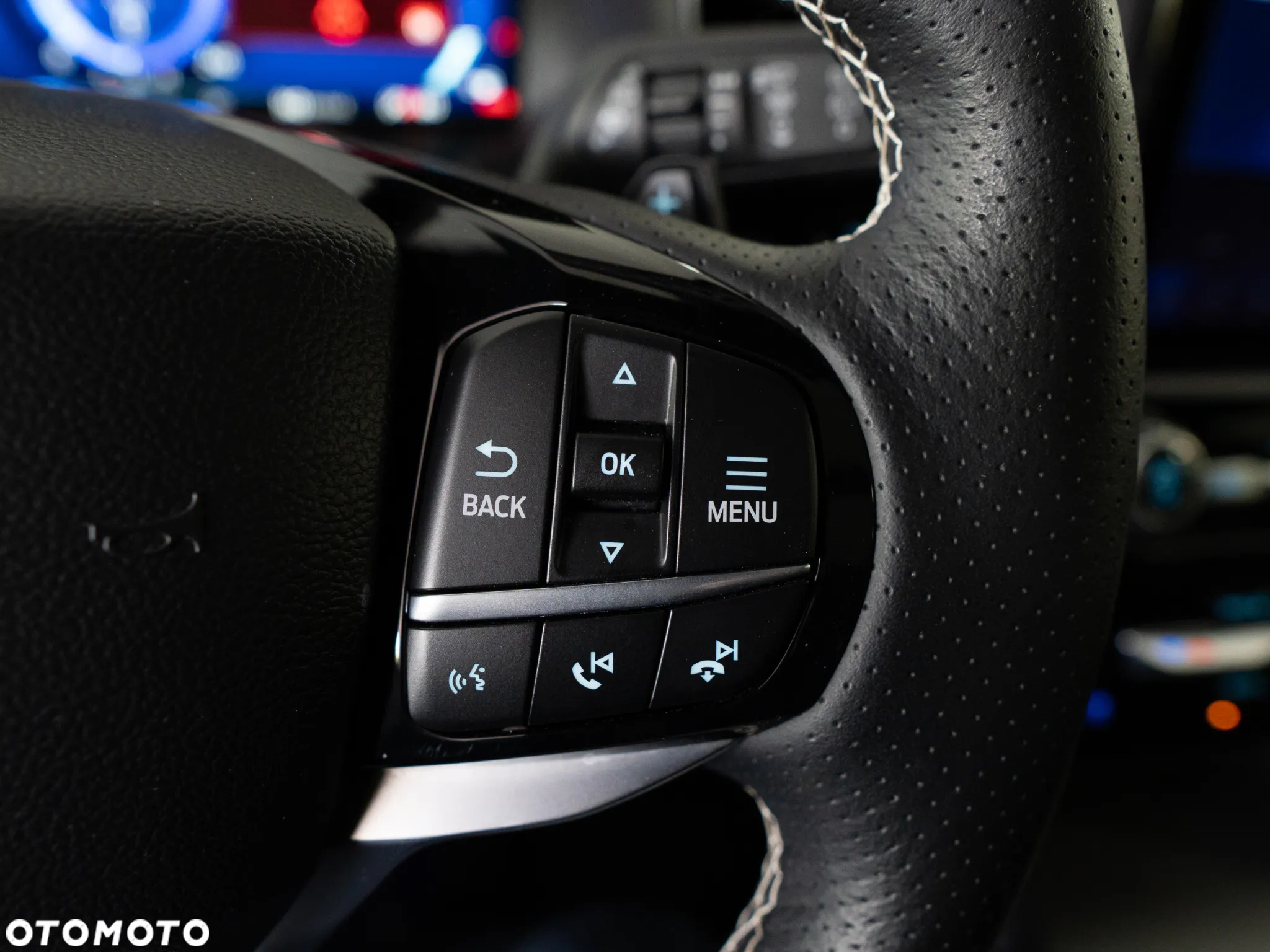 Ford Explorer - 16
