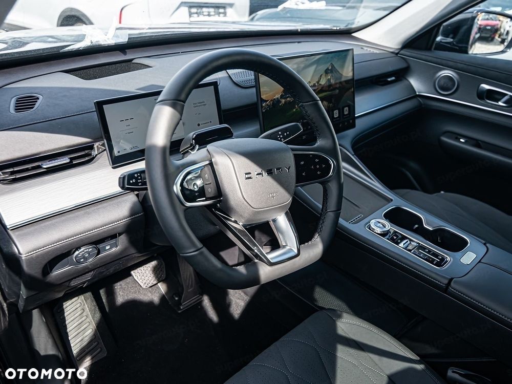 Chery Tiggo 8 - 8