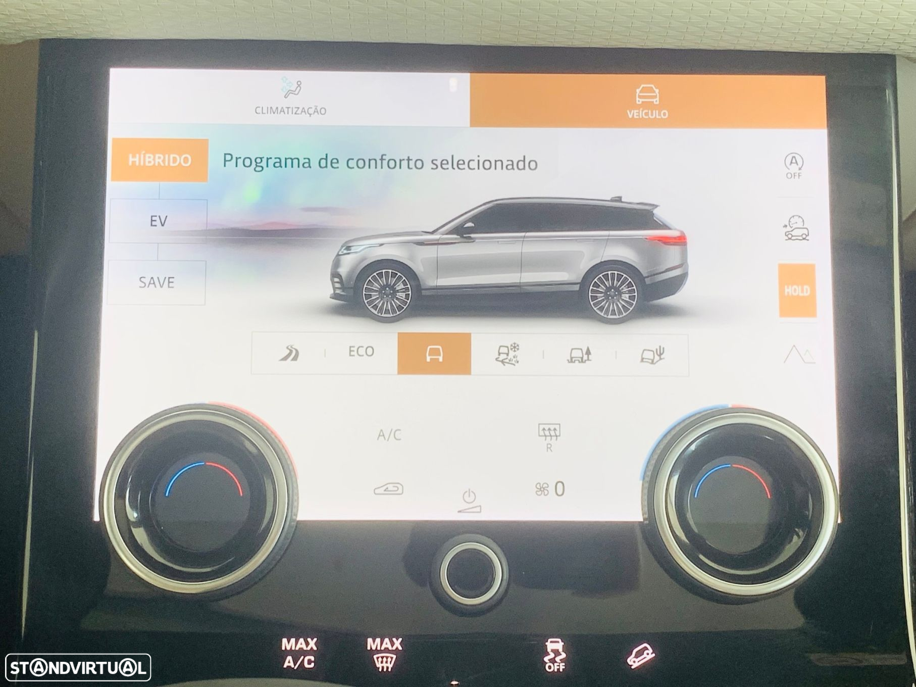 Land Rover Range Rover Velar 2.0 P400e AWD R-Dynamic HSE - 31