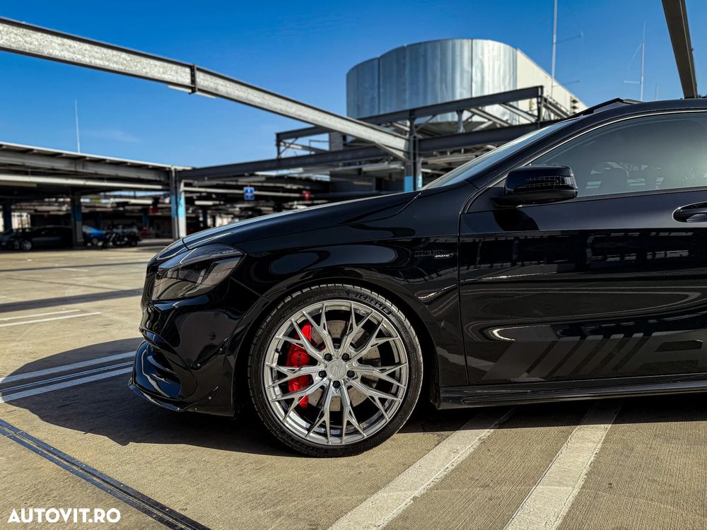 Mercedes-Benz A 45 AMG - 10