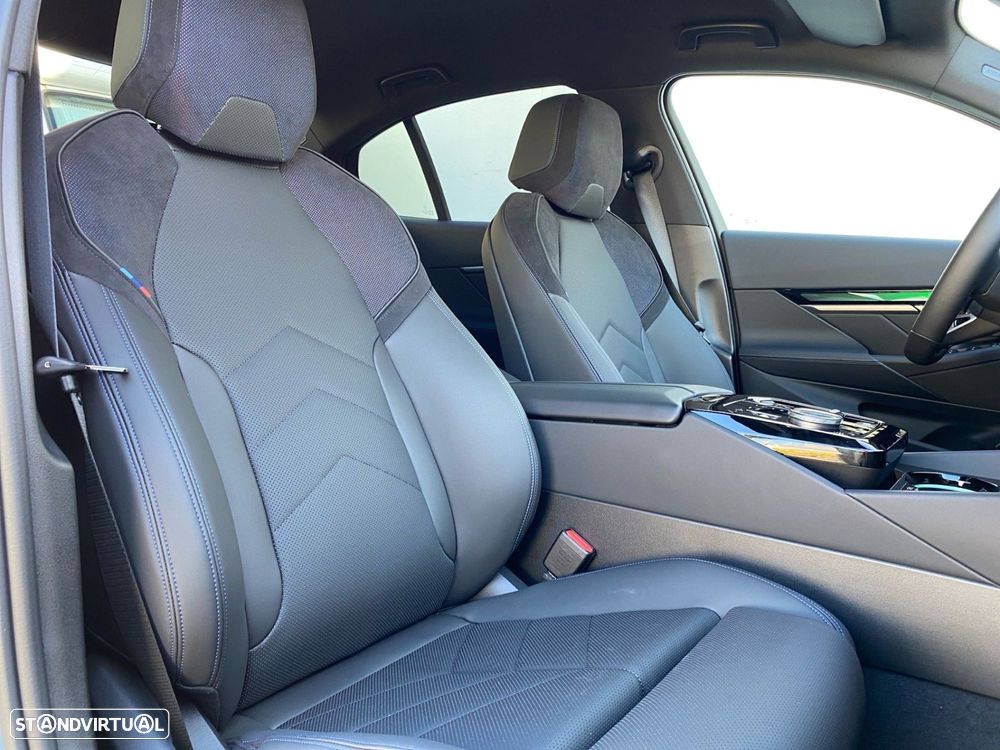 BMW i5 eDrive40 - 22