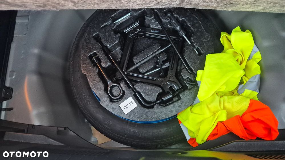 Hyundai i20 1.2 Intro Edition - 20