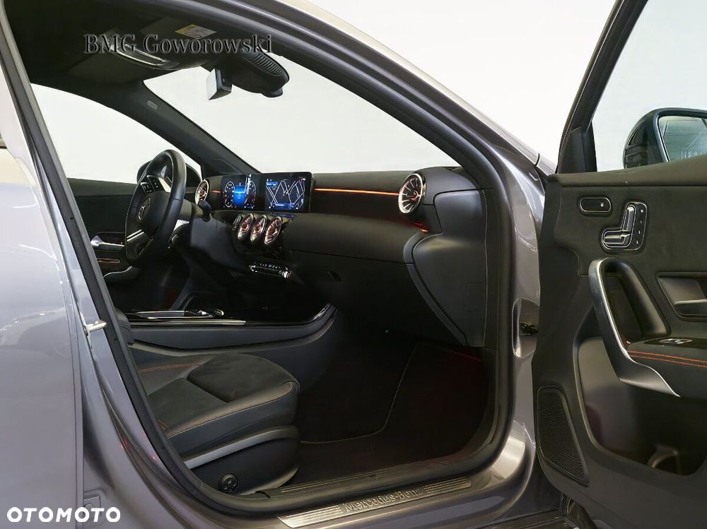 Mercedes-Benz Klasa A 200 AMG Line 7G-DCT - 8