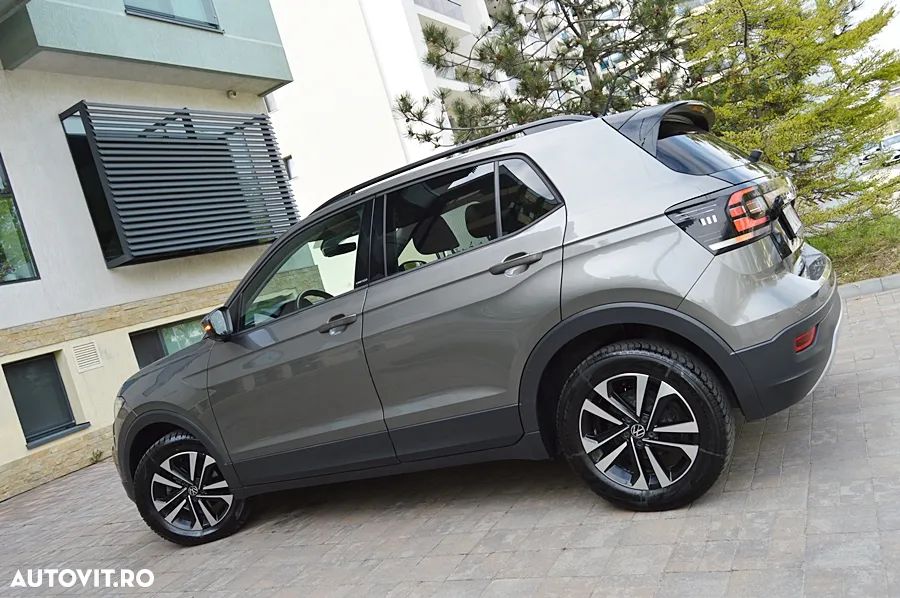 Volkswagen T-Cross 1.6 TDI DSG Life - 27