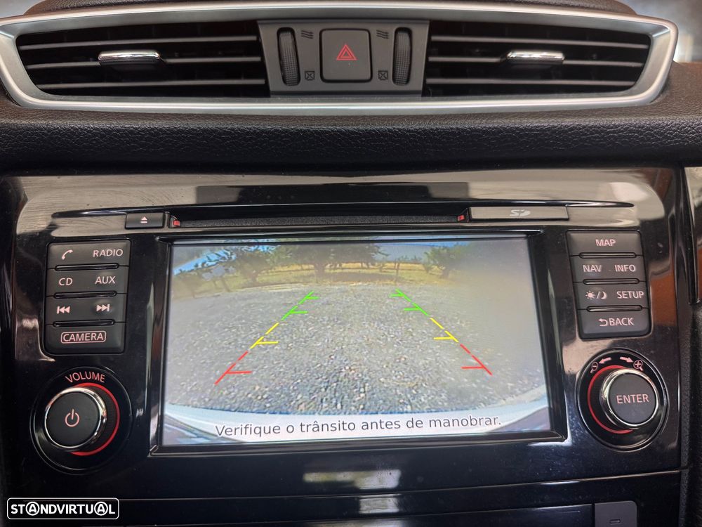 Nissan Qashqai 1.5 dCi N-Connecta - 12