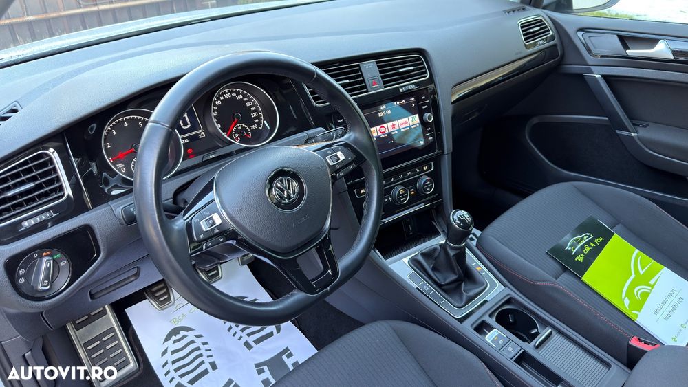 Volkswagen Golf 1.0 TSI Sound - 21