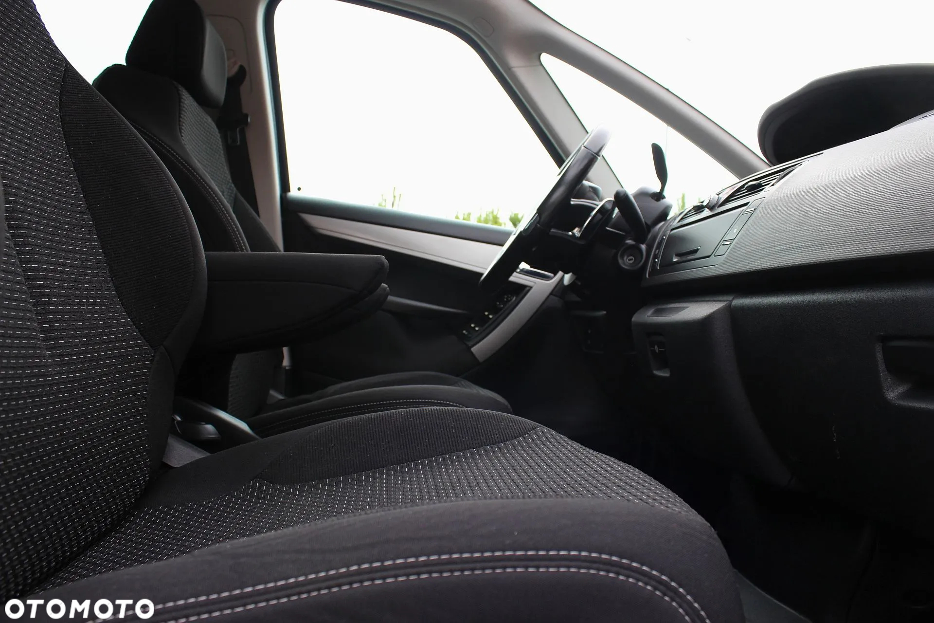 Citroën C4 Picasso 1.6 THP Exclusive - 9