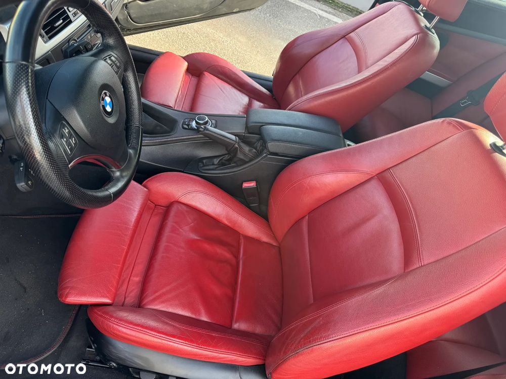 BMW Seria 3 320i - 12