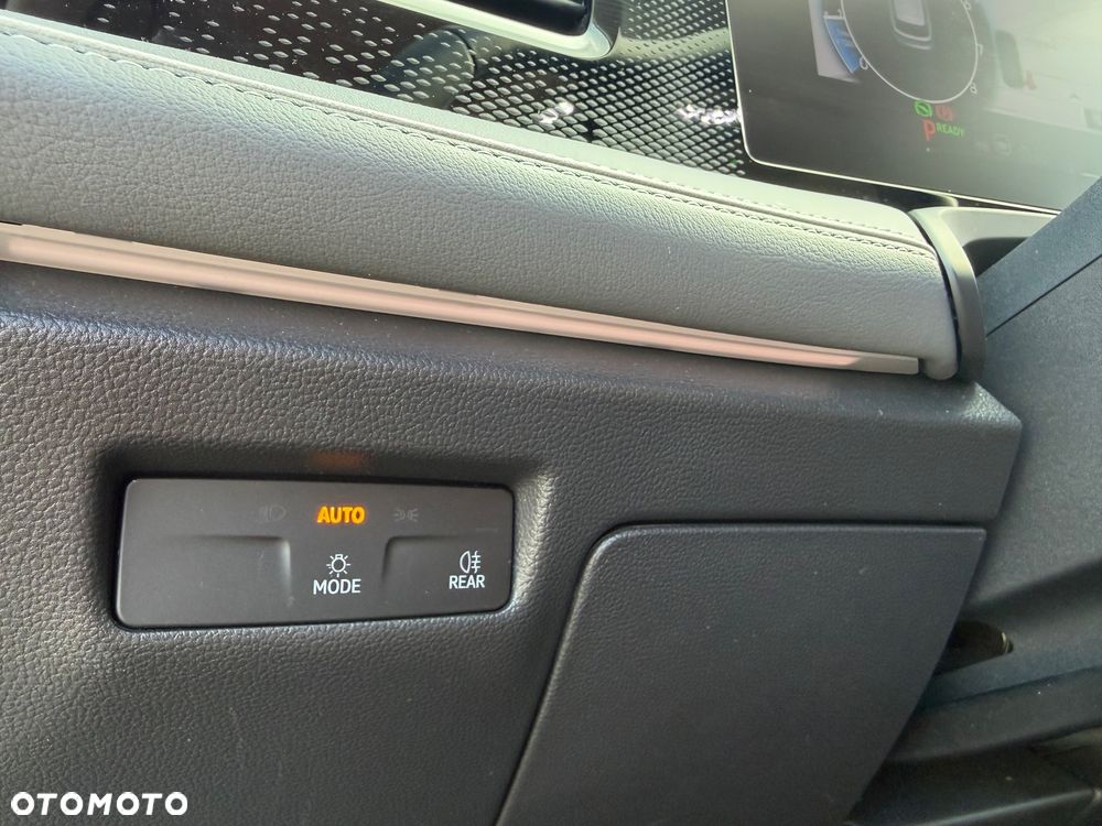 Volkswagen Passat Variant 1.5 TSI OPF DSG Business - 28