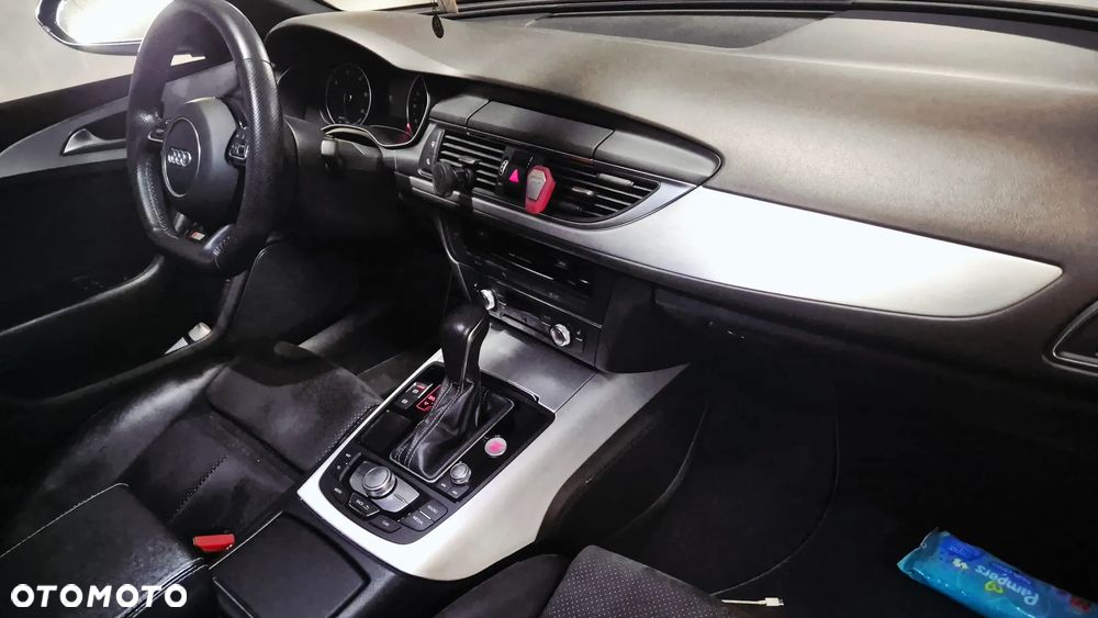 Audi A6 - 6