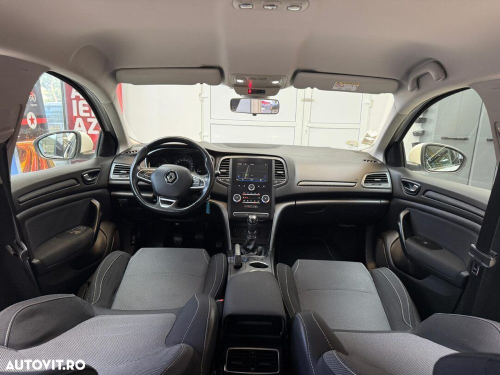 Renault Megane - 12