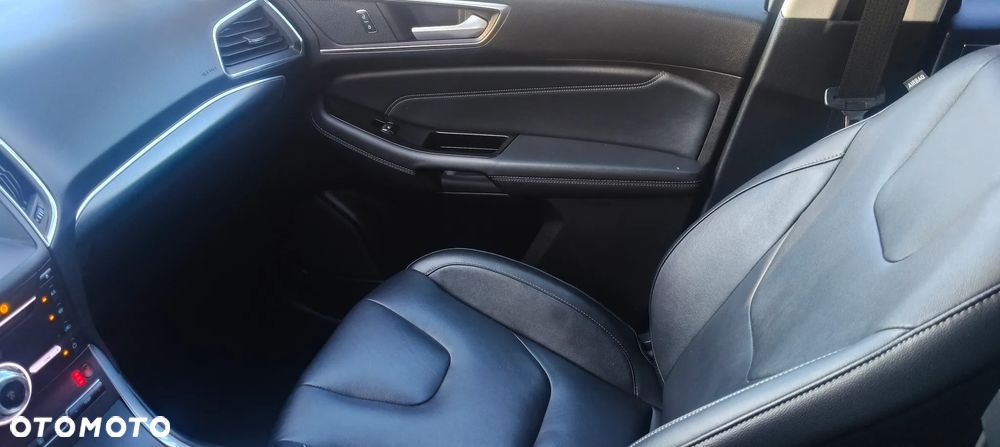 Ford S-Max 2.0 EcoBlue Titanium - 11