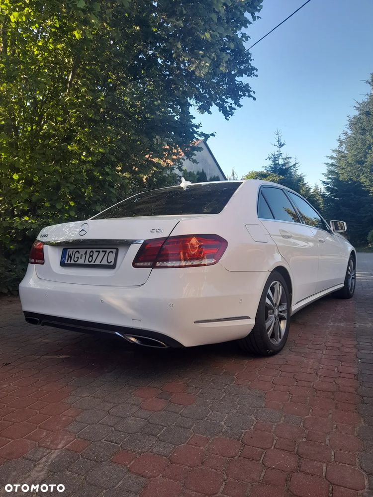 Mercedes-Benz Klasa E 220 BlueTEC 4-Matic Classic - 5