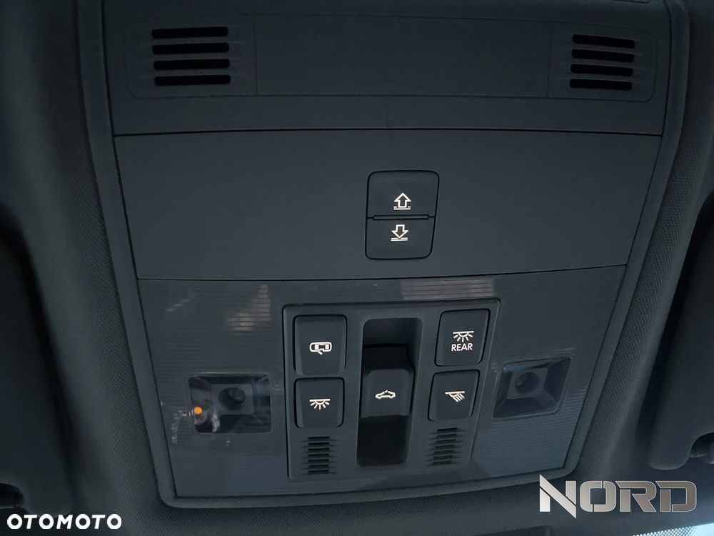 Skoda Superb 2.0 TDI 4x4 L&K - 33