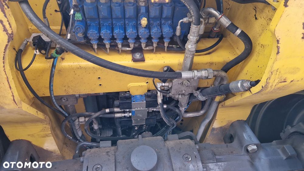 New Holland B115-B - 40