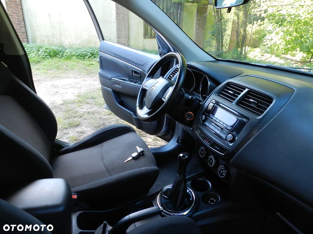 Mitsubishi ASX - 11