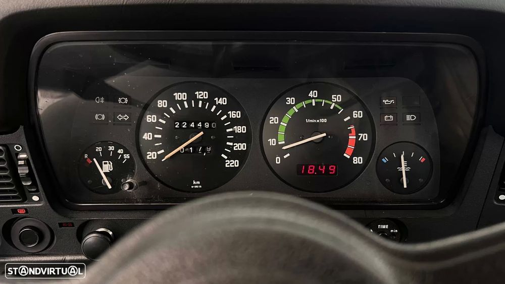 BMW 323 - 22