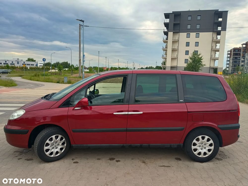 Peugeot 807 HDi 110 Family - 4