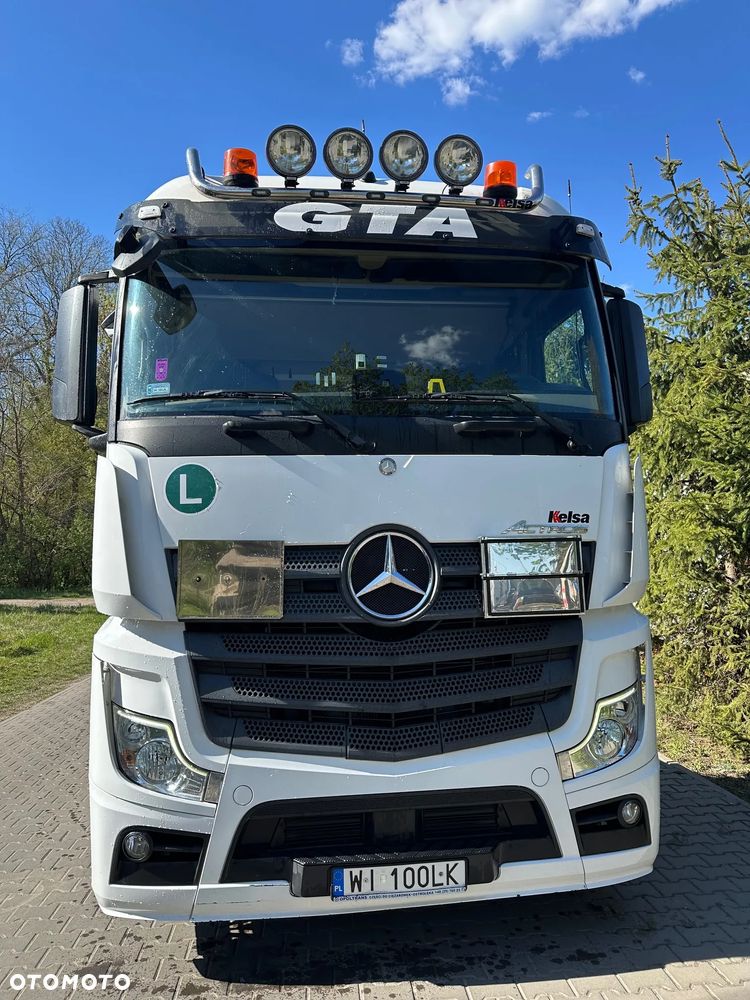 Mercedes-Benz 1845 ADR - 9