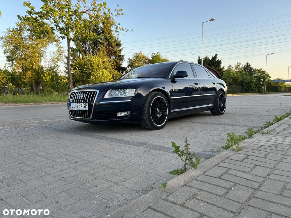 Audi A8 6.0 W12 Quattro - 16