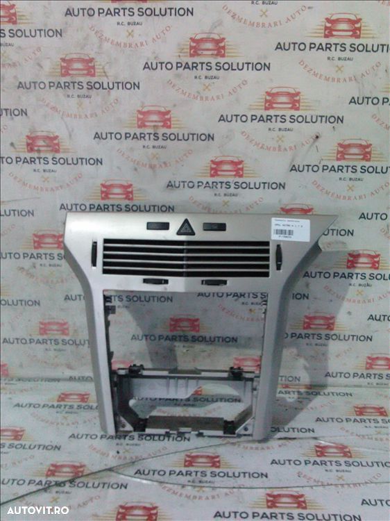 consola centrala opel astra h 1.7 d - 1