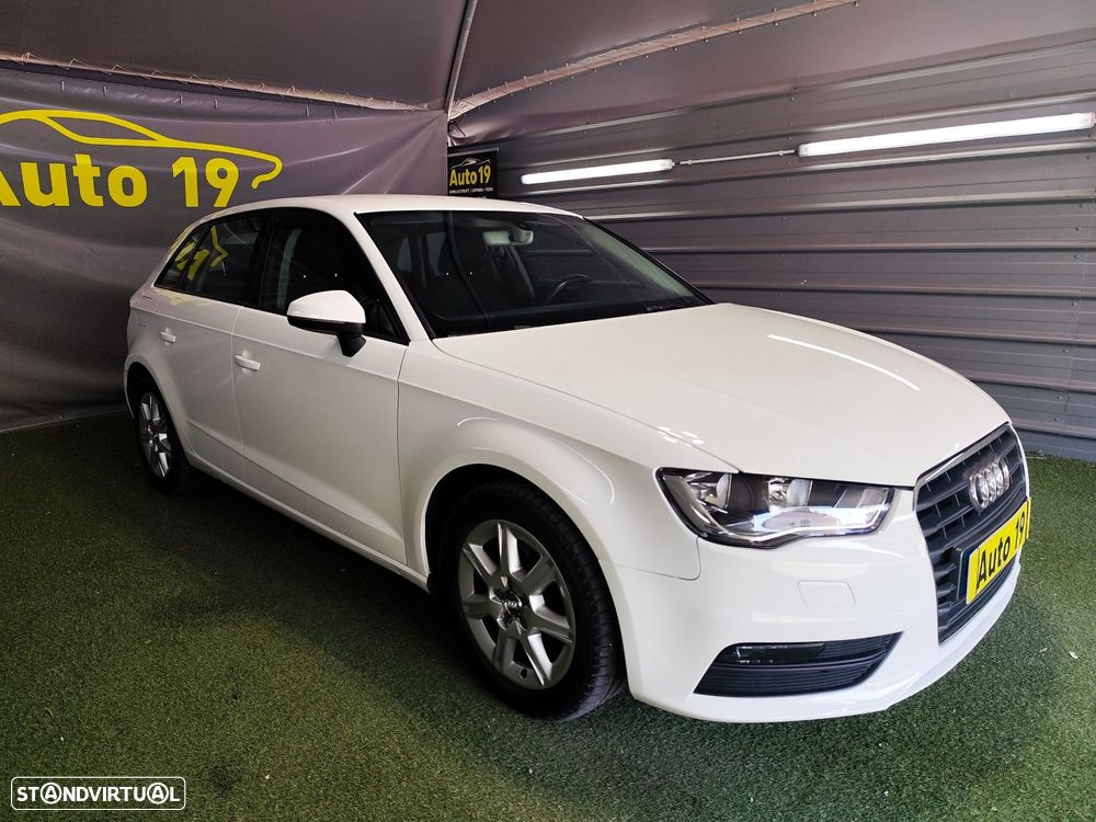 Audi A3 Sportback 1.6 TDI Attraction - 3