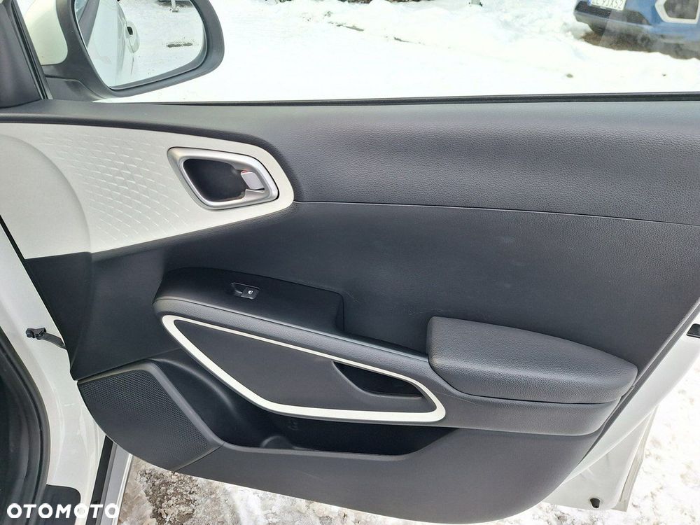 Kia Soul 64kWh M - 29