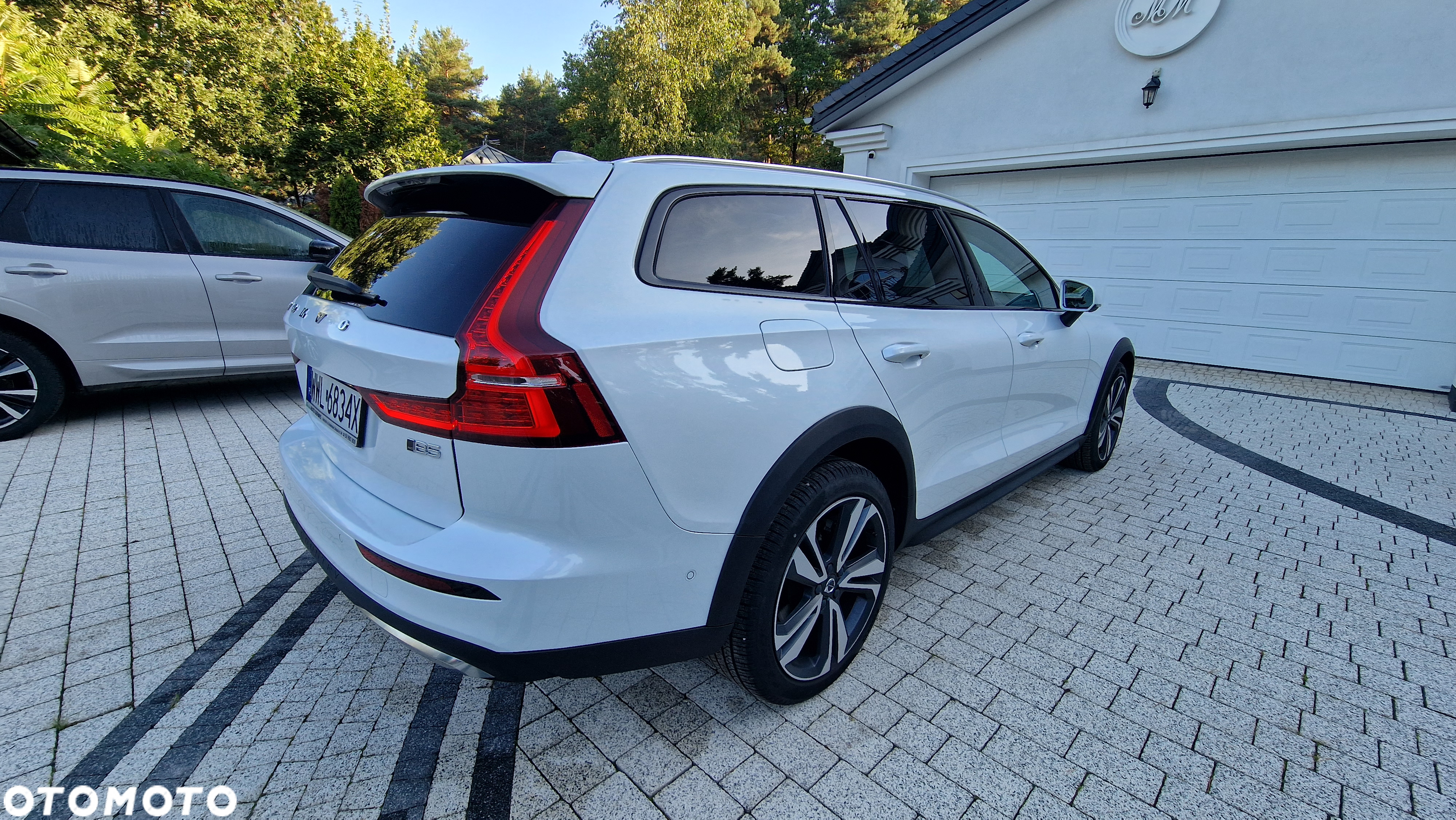 Volvo V60 Cross Country B5 B AWD Plus - 5