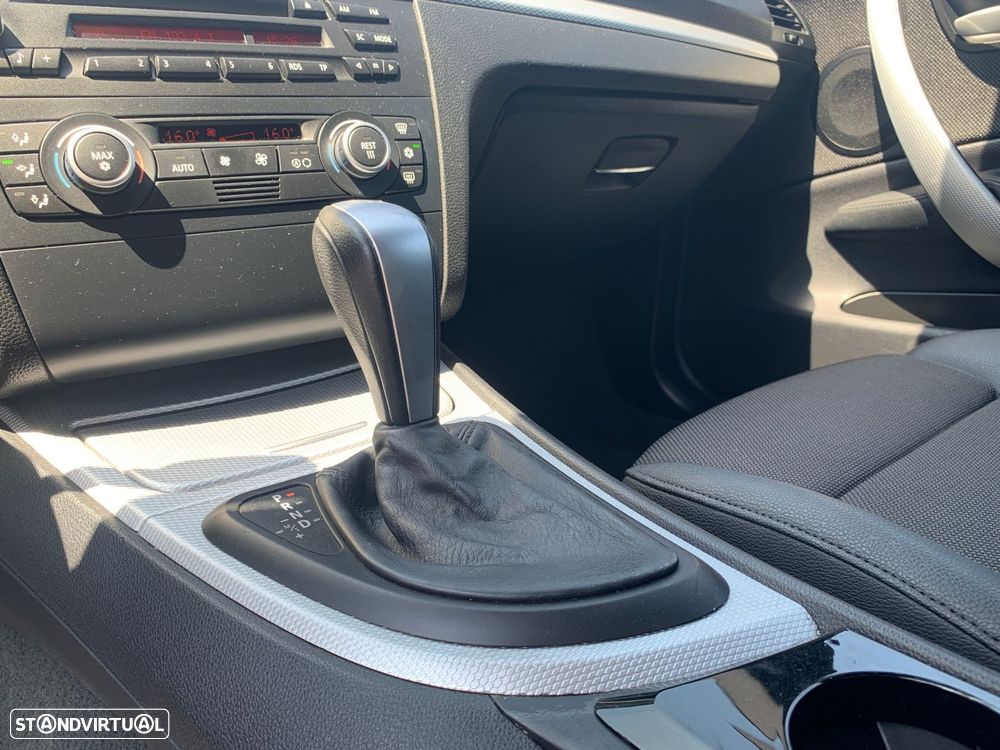 BMW 120 d Coupe Auto - 32