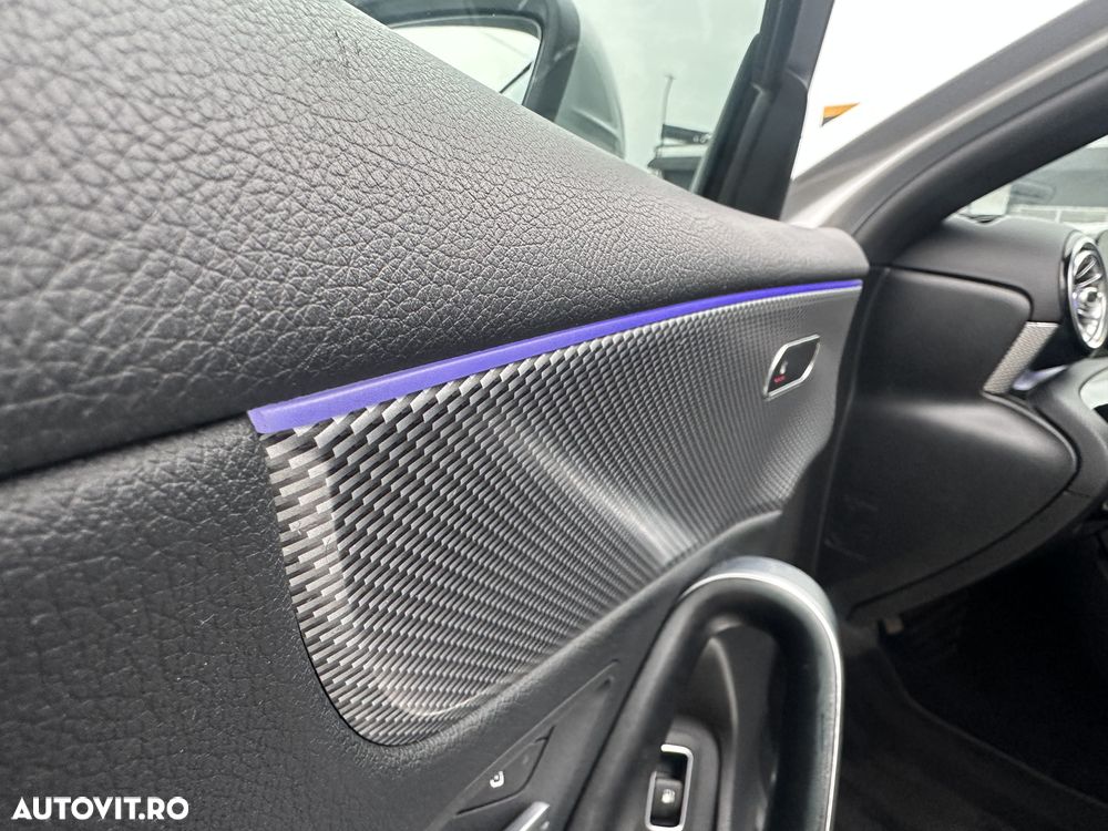 Mercedes-Benz A 250 e Sedan Aut. - 10