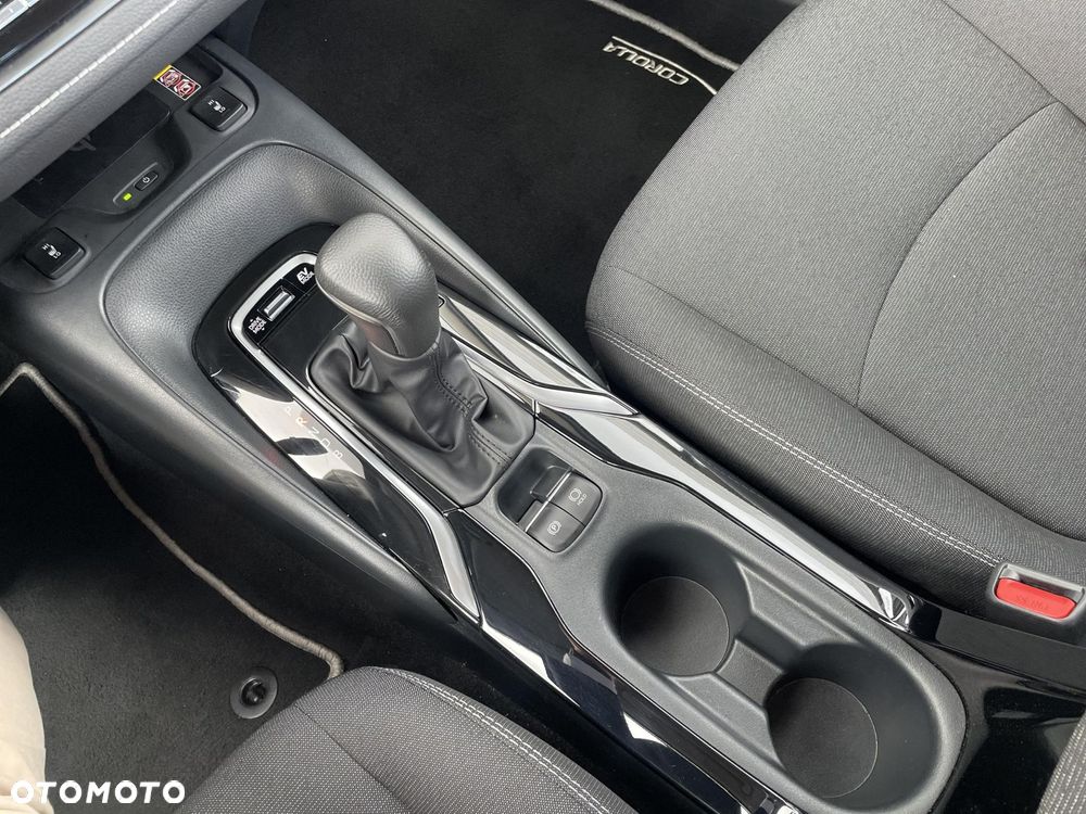 Toyota Corolla 1.8 Hybrid Comfort - 23