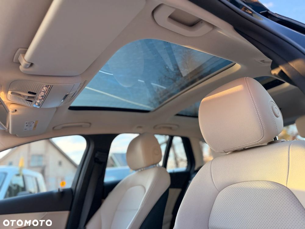 Mercedes-Benz Klasa C 200 4-Matic 7G-TRONIC - 30