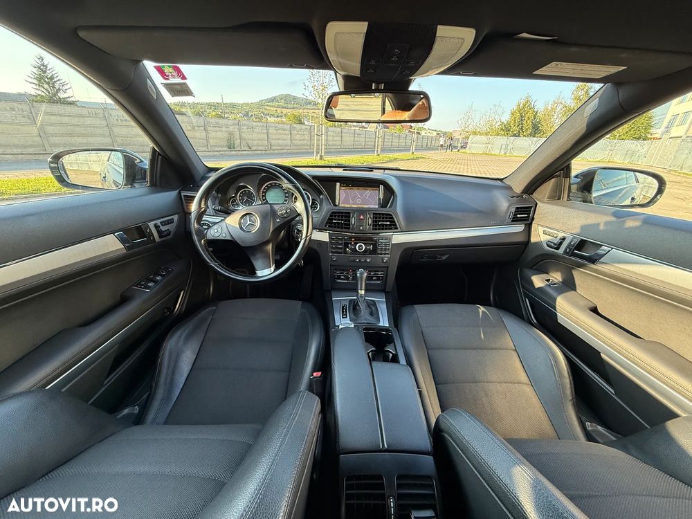 Mercedes-Benz E - 11