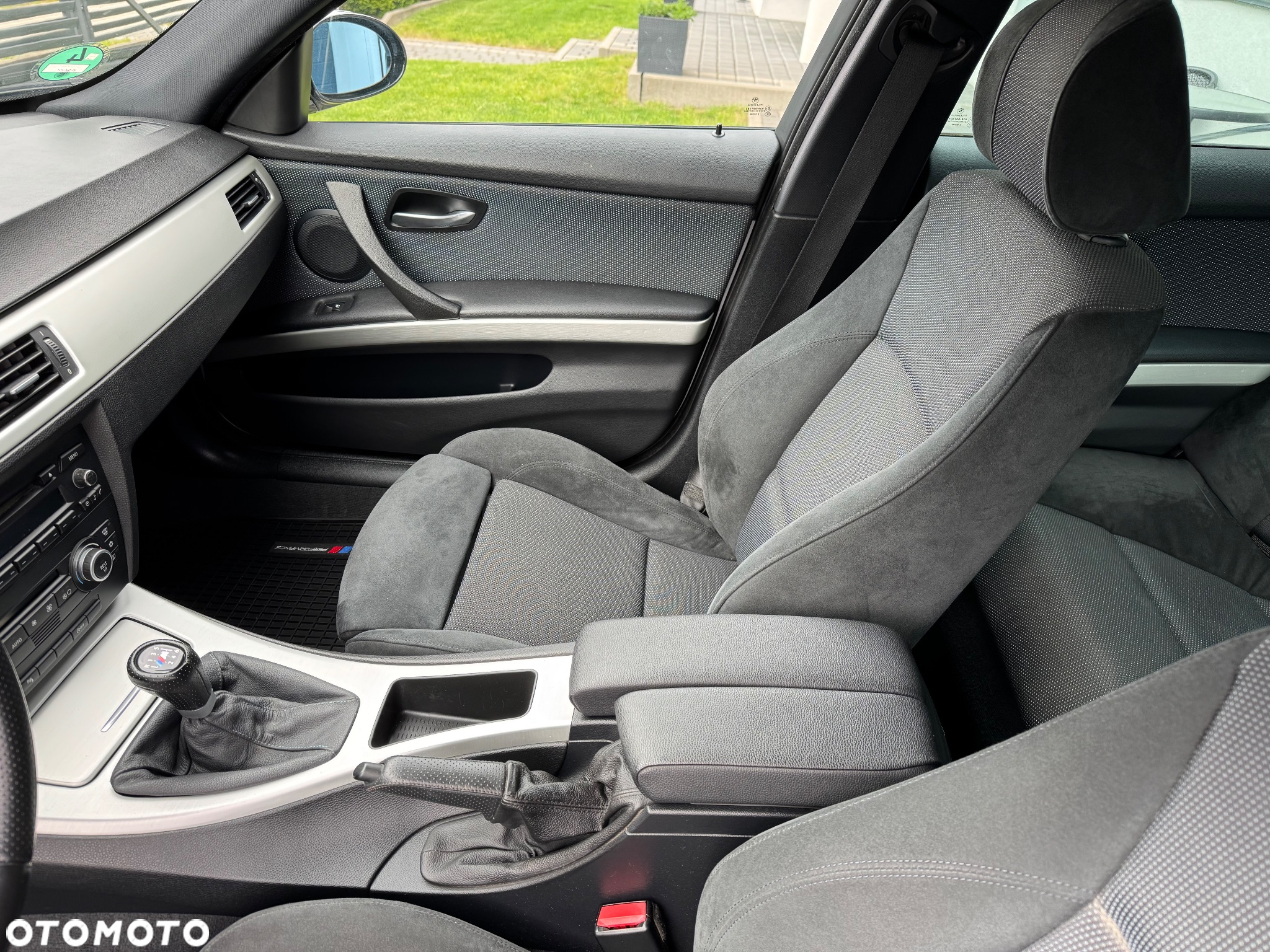 BMW Seria 3 318d - 21