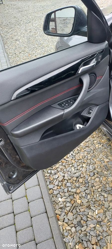 BMW X1 xDrive20d - 10