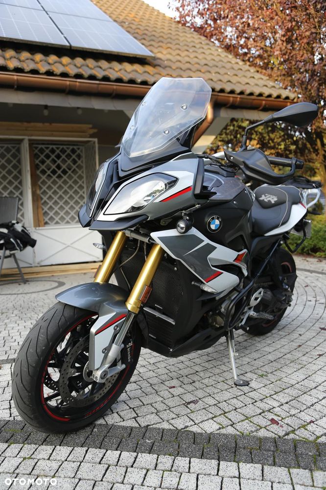 BMW XR - 22