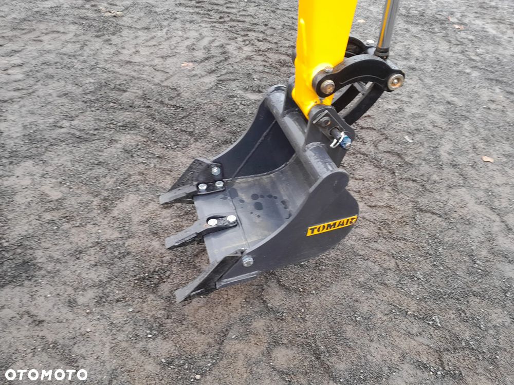 JCB 8018 2017R 1.8T - 17
