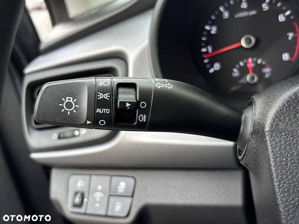 Kia Rio 1.2 M - 19