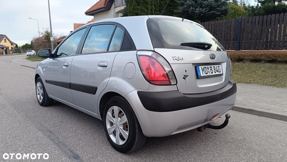 Kia Rio 1.5 SLX - 6