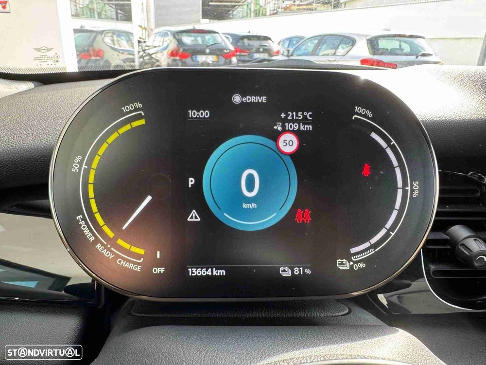 MINI 3 Portas Cooper SE - 11