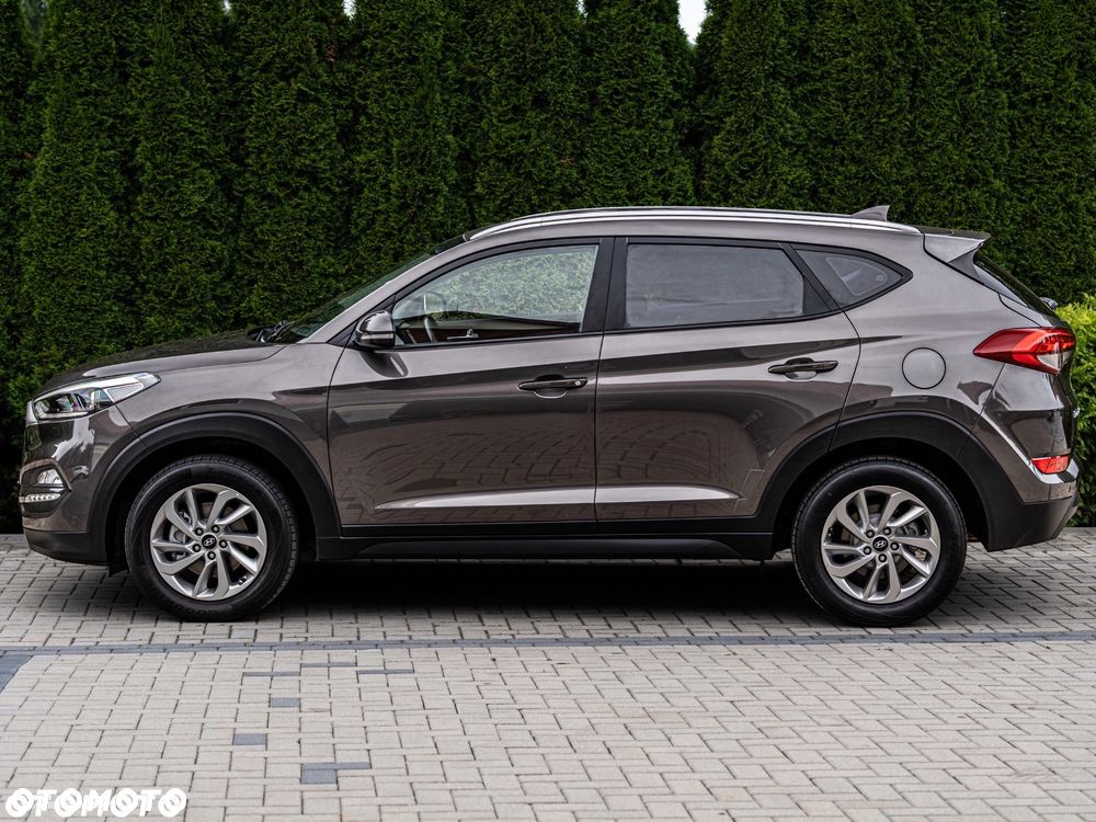 Hyundai Tucson 1.7 CRDI BlueDrive Style 2WD - 10