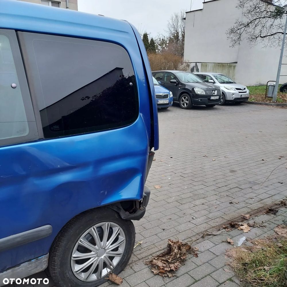 Citroen Berlingo 2002 photo 4