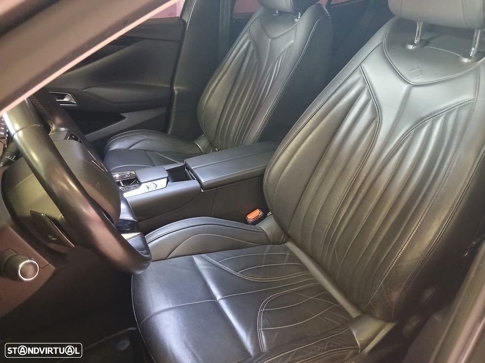 DS DS4 1.5 BlueHDi Rivoli Cross EAT8 - 26